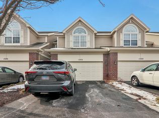 1242 Townes Cir, Aurora, IL 60502