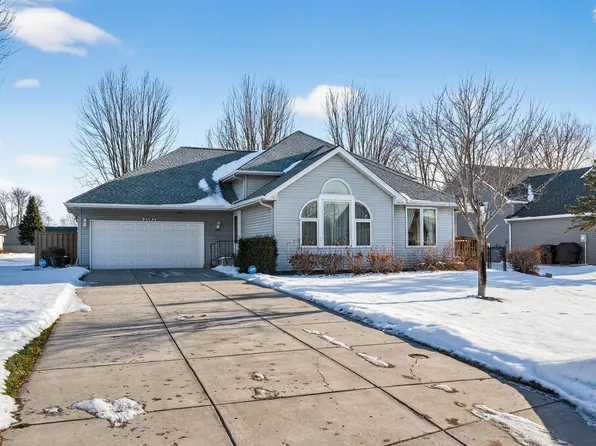 2193 Grafton Ave N, Oakdale, MN 55128