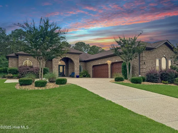 6003 Mount Carmel Parke, Wilmington, NC 28412