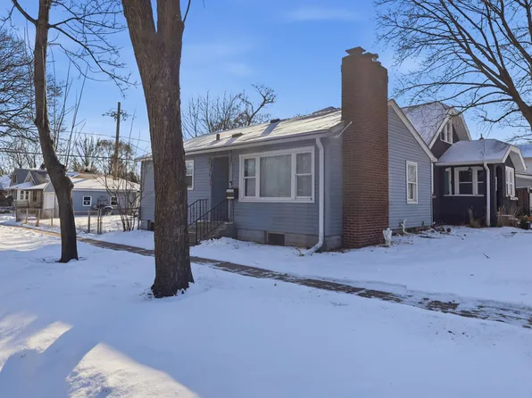 1064 Rose Ave E, Saint Paul, MN 55106