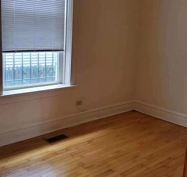 3655 W Belmont Ave #1F — Photo 8