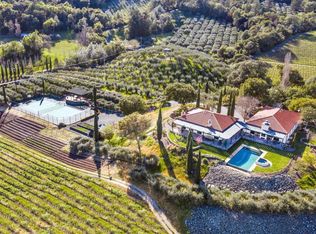 1780 Whitehall Ln, Saint Helena, CA 94574