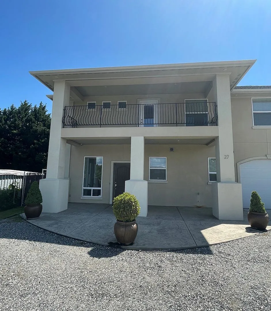 27lee — Photo 1