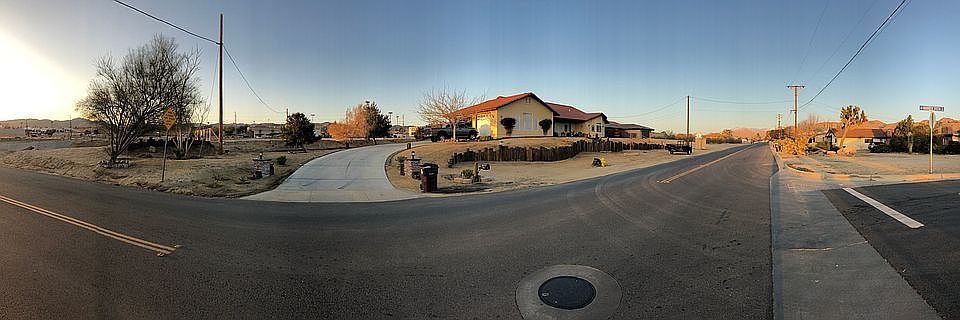 1st image of 57695 Sunnyslope Dr