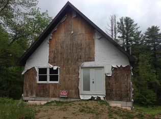 283 Woods Hollow Rd, Broadalbin, NY 12025
