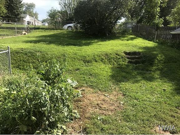 3rd image of 3322 4th Ave