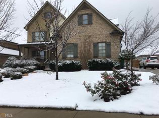 1054 Morgan Garner Dr, Lilburn, GA 30047