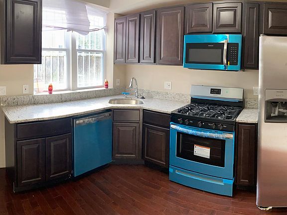 Kitchen & rear entrance