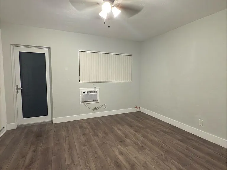 600 Layne Blvd #117 — Photo 8