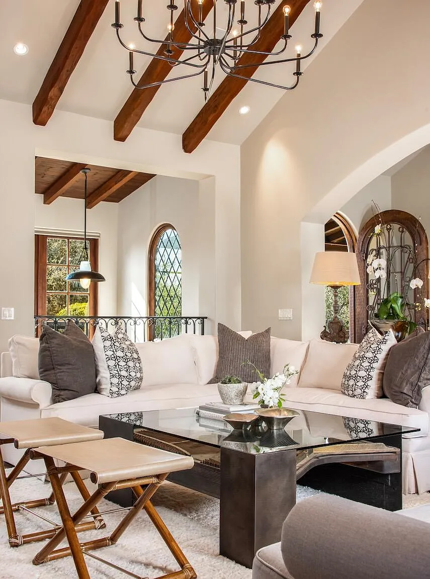 5 bed, 4.5 bath, 4476 sqft, $49,500 — Photo 4
