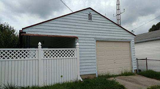 5th image of 2148 Courtland Ave