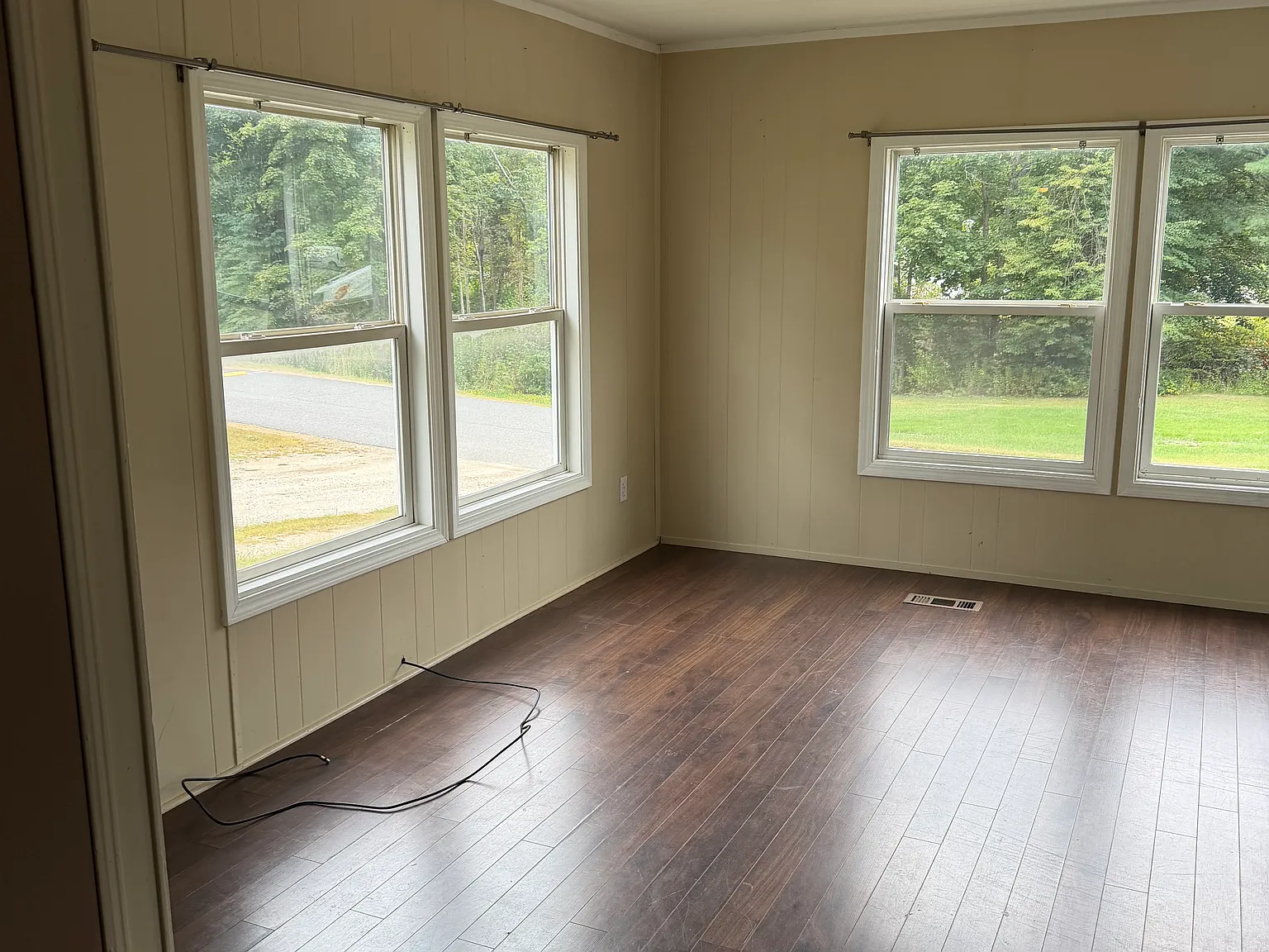 2 bed, 960 sqft, $1,100 — Photo 3