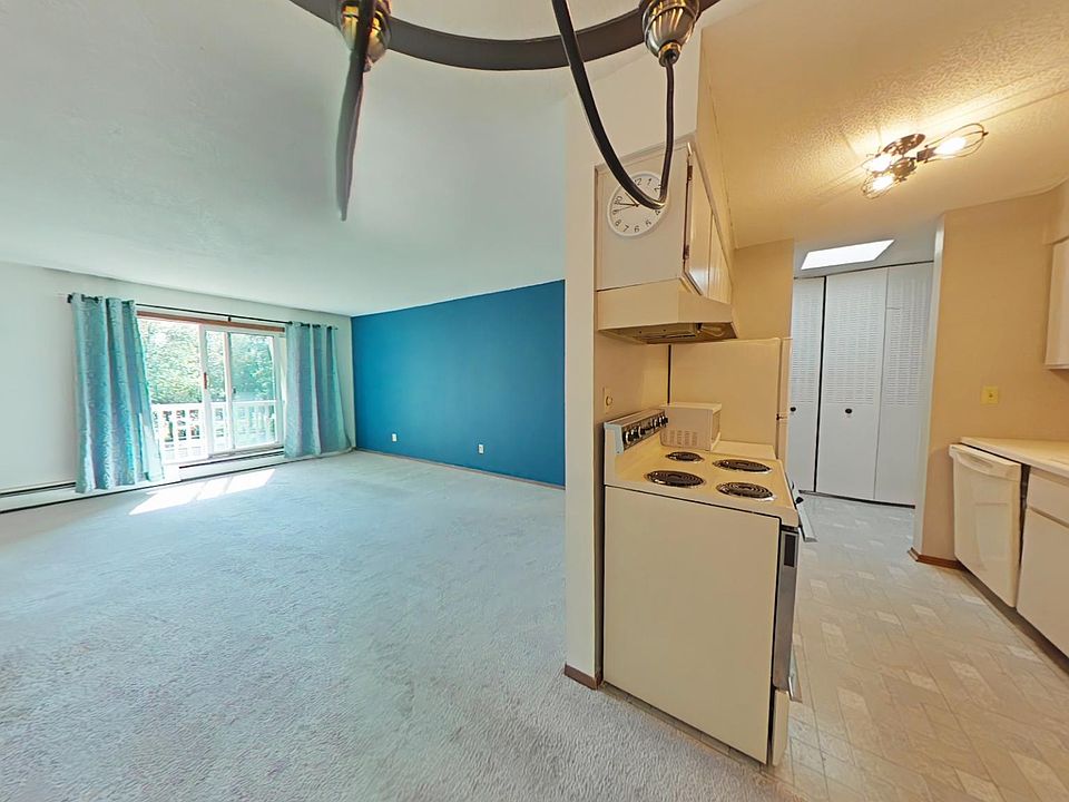 Living Room, Dining Room, Kitchen, Entry