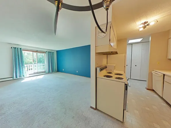 7412 22nd St W #301, Saint Louis Park, MN 55426