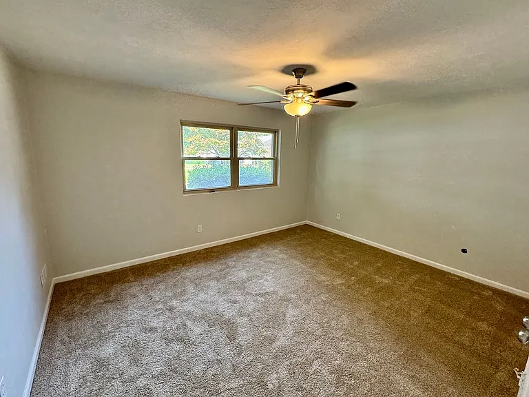 4345 Temple Ct — Photo 13