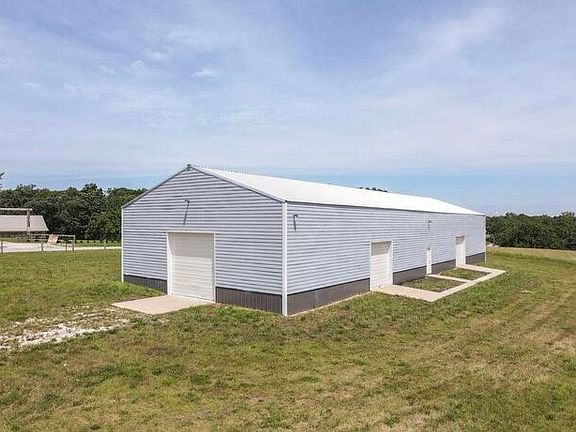 3rd image of 1256 S Farm Road 25