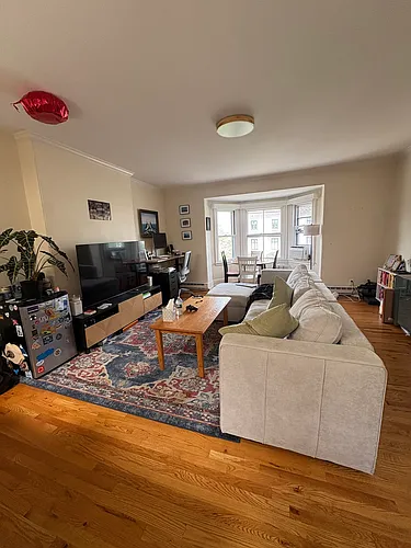 429 Beacon St #4 Photo 1