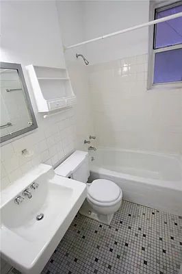 Rented by R New York | media 66