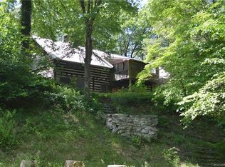 887 Edney Inn Rd, Hendersonville, NC 28792