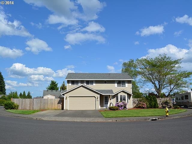 1st image of 811 NE 154th Ave