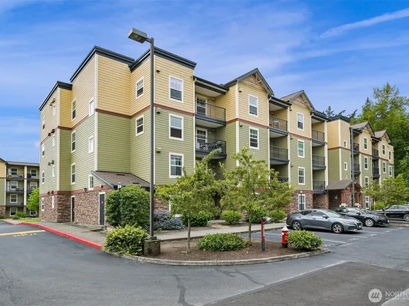 680 32nd Street #C402, Bellingham, WA 98225