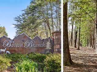 2593 Boston Branch Cir, Signal Mountain, TN 37377