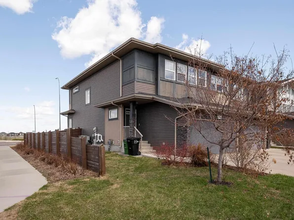 2704 Koshal Pl SW, Edmonton, AB T6W 3J7