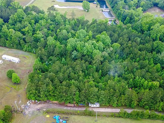 2nd image of 581 Roberts Rd.