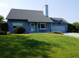 1512 Hickory Ct, Port Washington, WI 53074