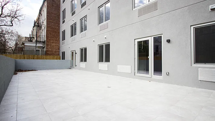 Rented by Nooklyn NYC LLC | media 14