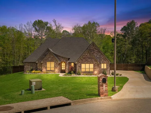 511 Lost Crk, Longview, TX 75605