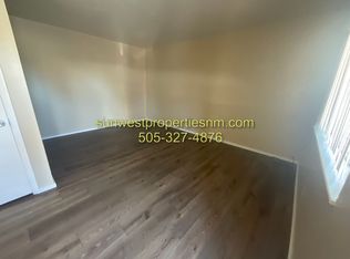 Navajo E. 1015, Farmington, NM 87401