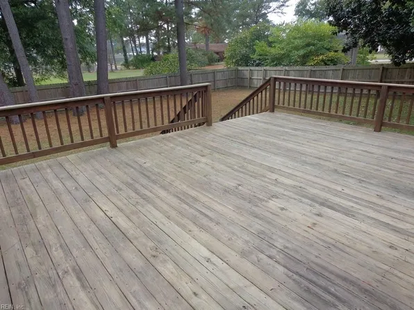 24 Cypress Rd, Portsmouth, VA 23701