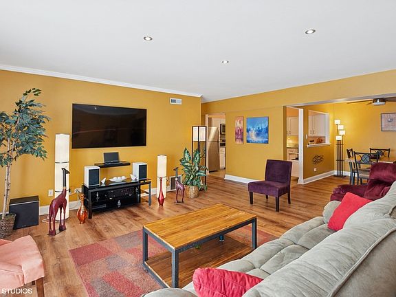 4th image of 10315 Austin Ave APT 15
