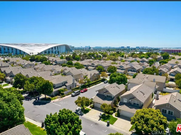 (undisclosed Address), Inglewood, CA 90305