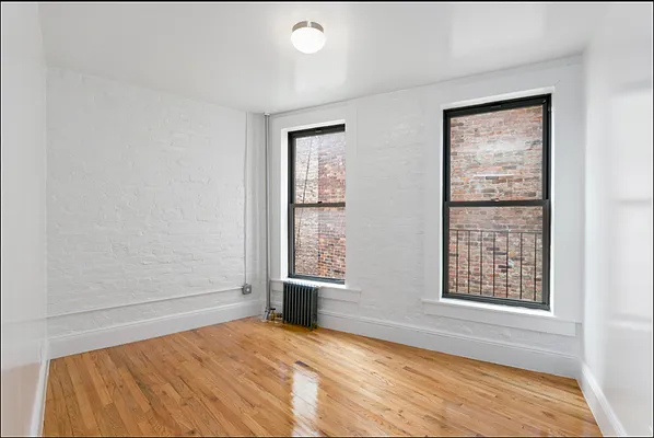 Rented by Compass | media 7