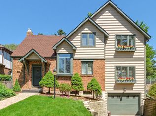 4609 Woodland Ave, Western Springs, IL 60558