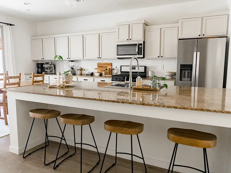 21347 W Holly St — Photo 17