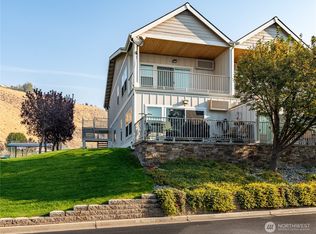 23772 Crescent Bay Dr NW #107, Quincy, WA 98848