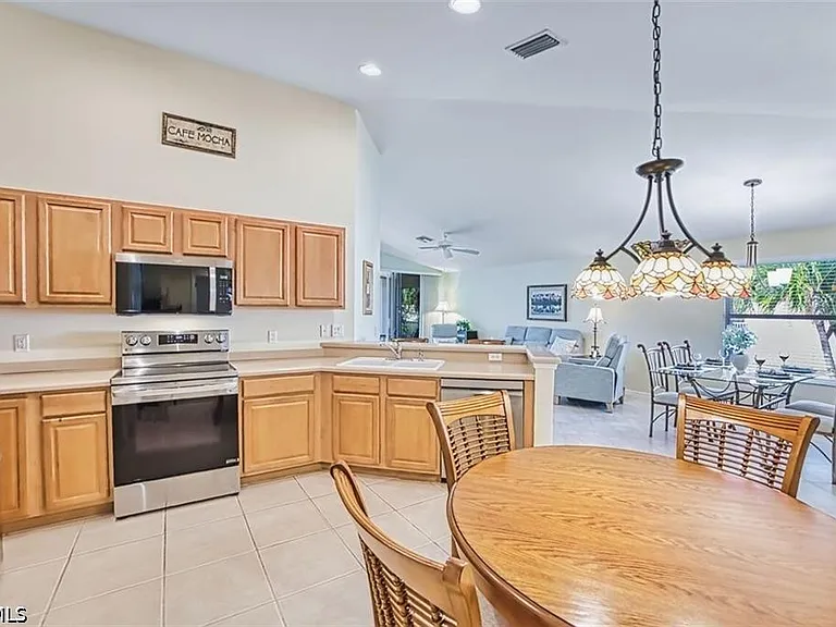 10135 Colonial Country Club Blvd #1202 — Photo 6