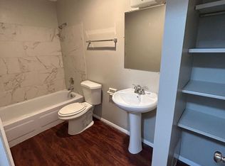 1305-1345 W Locust St #2866-2868, Milwaukee, WI 53206