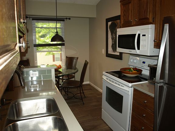 5th image of 3583 Whispering Brook Dr SE