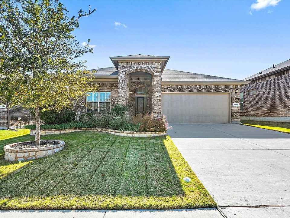 1st image of 2512 Clay Creek Ln