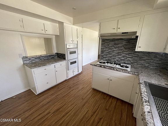 5th image of 1012 Vallejo Ave