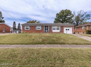 8904 Cottingham Way, Louisville, KY