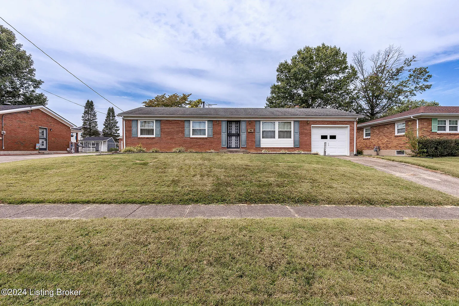 8904 Cottingham Way photo 1