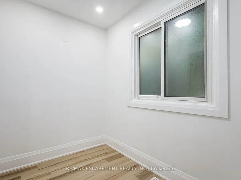 2104 Mississauga Rd — Photo 31