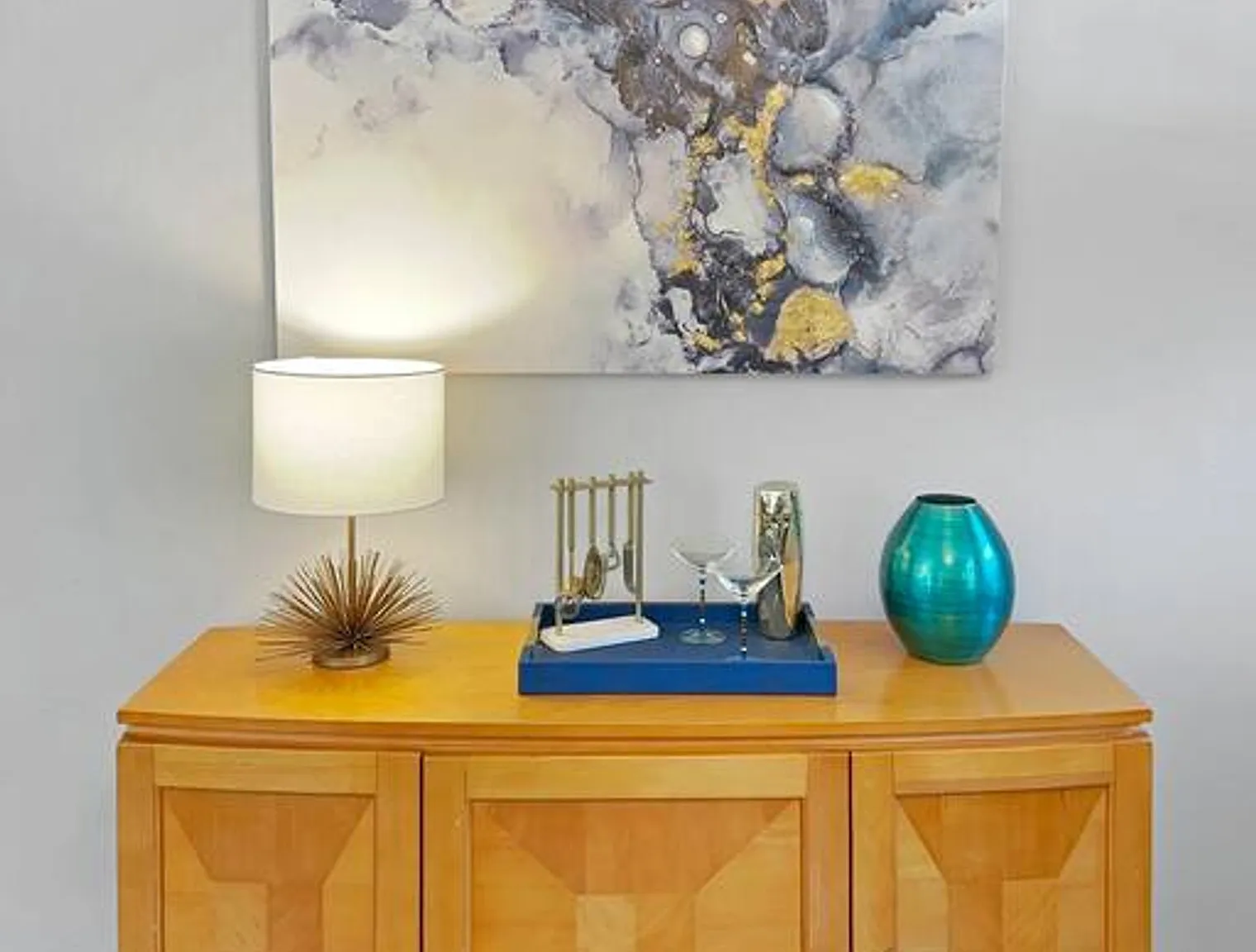 3 bed, 2.0 bath, $3,828 — Photo 4