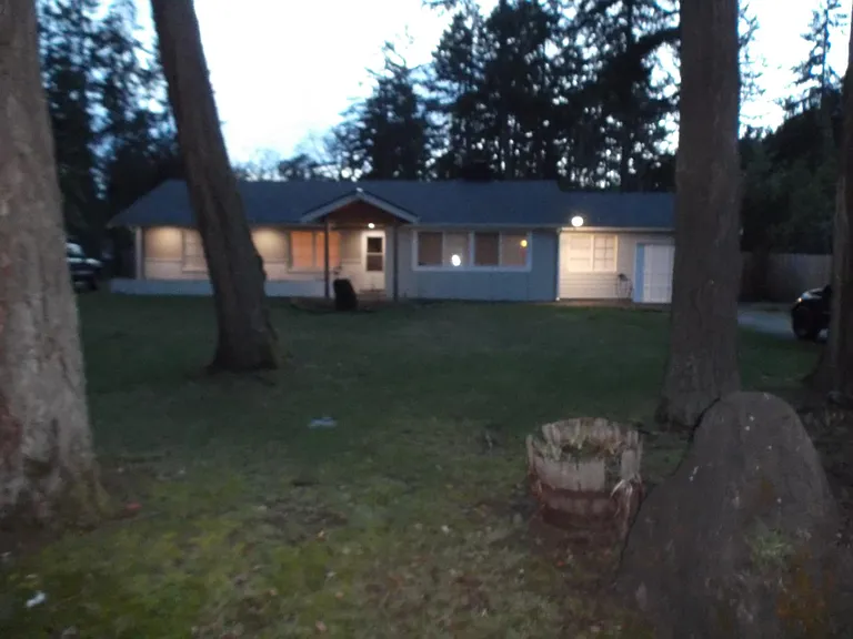 12010 Woodbine Ln SW — Photo 1