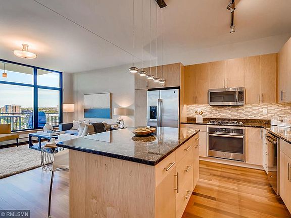 5th image of 1120 S 2nd St APT 705